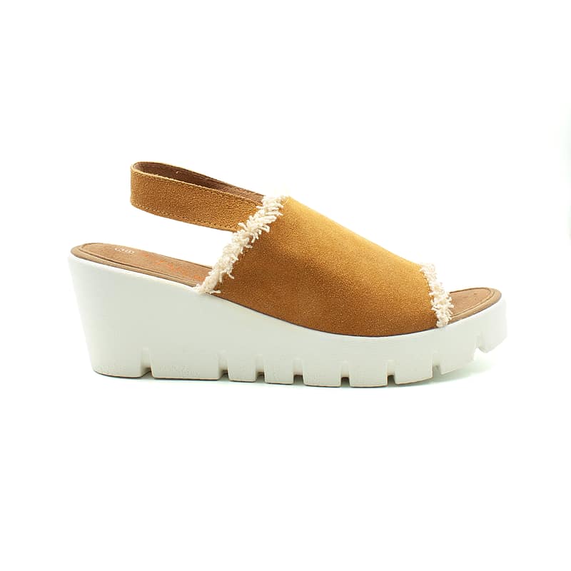 bernie-mev-venti-fringe-mostaza-1